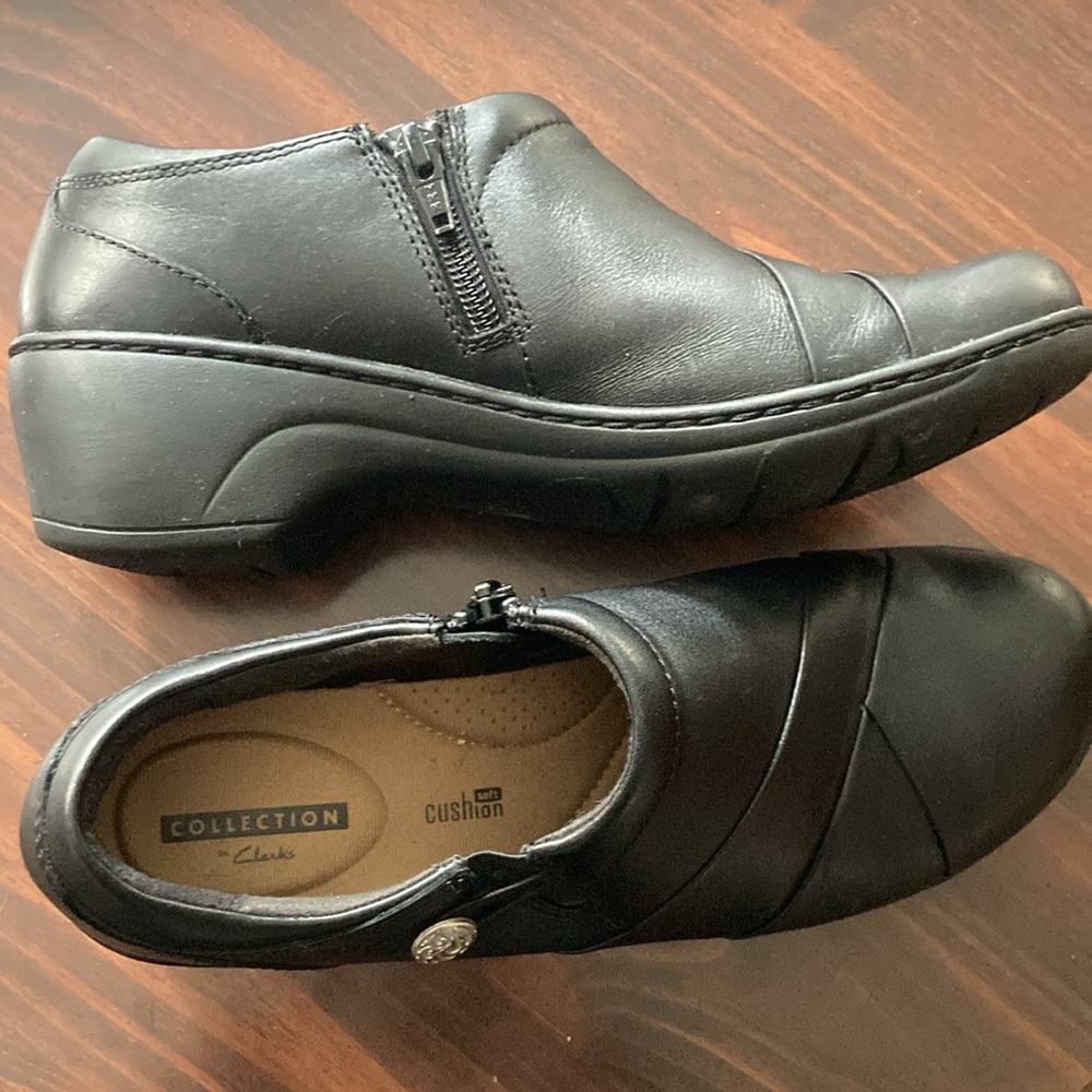 Clarks Womens Black Size 8 Memory Foam Super Comfy Clog Loafers